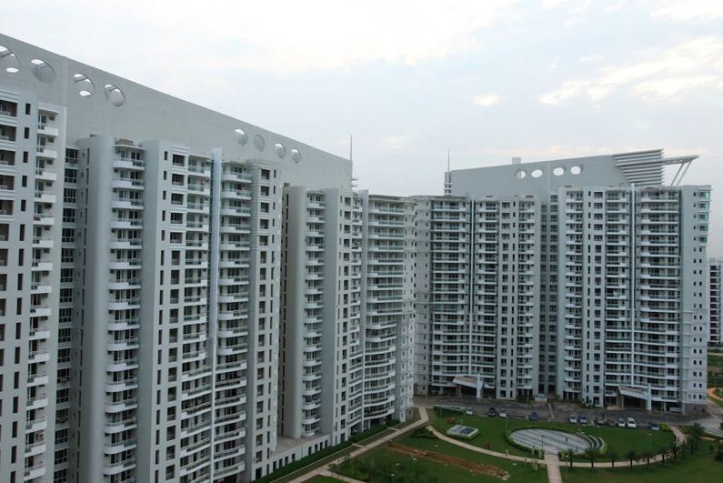 Experience Luxurious Living at DLF The Icon, Gurugram