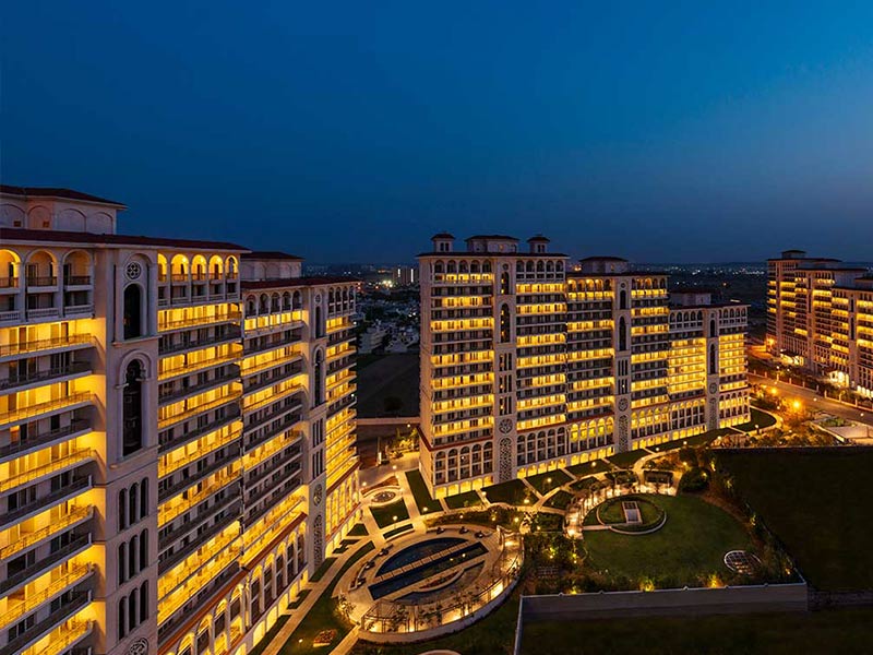 DLF Sky court is a completed, ready-to-move luxury residential project located in Sector 86, Gurgaon, within the 500-acre DLF Garden city township